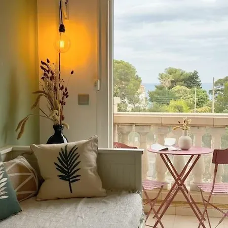 Charmant, T2 A 50m Des Plages Apartment *