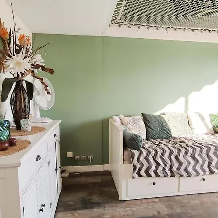 Apartment Charmant, T2 A 50m Des Plages Saint-Raphaël