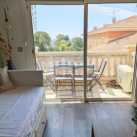Charmant, T2 A 50m Des Plages Apartment *
